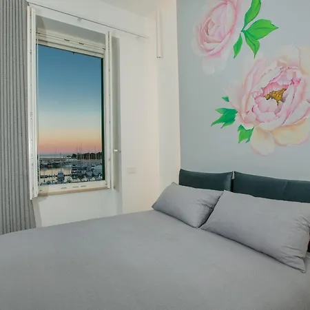 Ferienwohnung Residenza Rebecca Trani Exterior foto